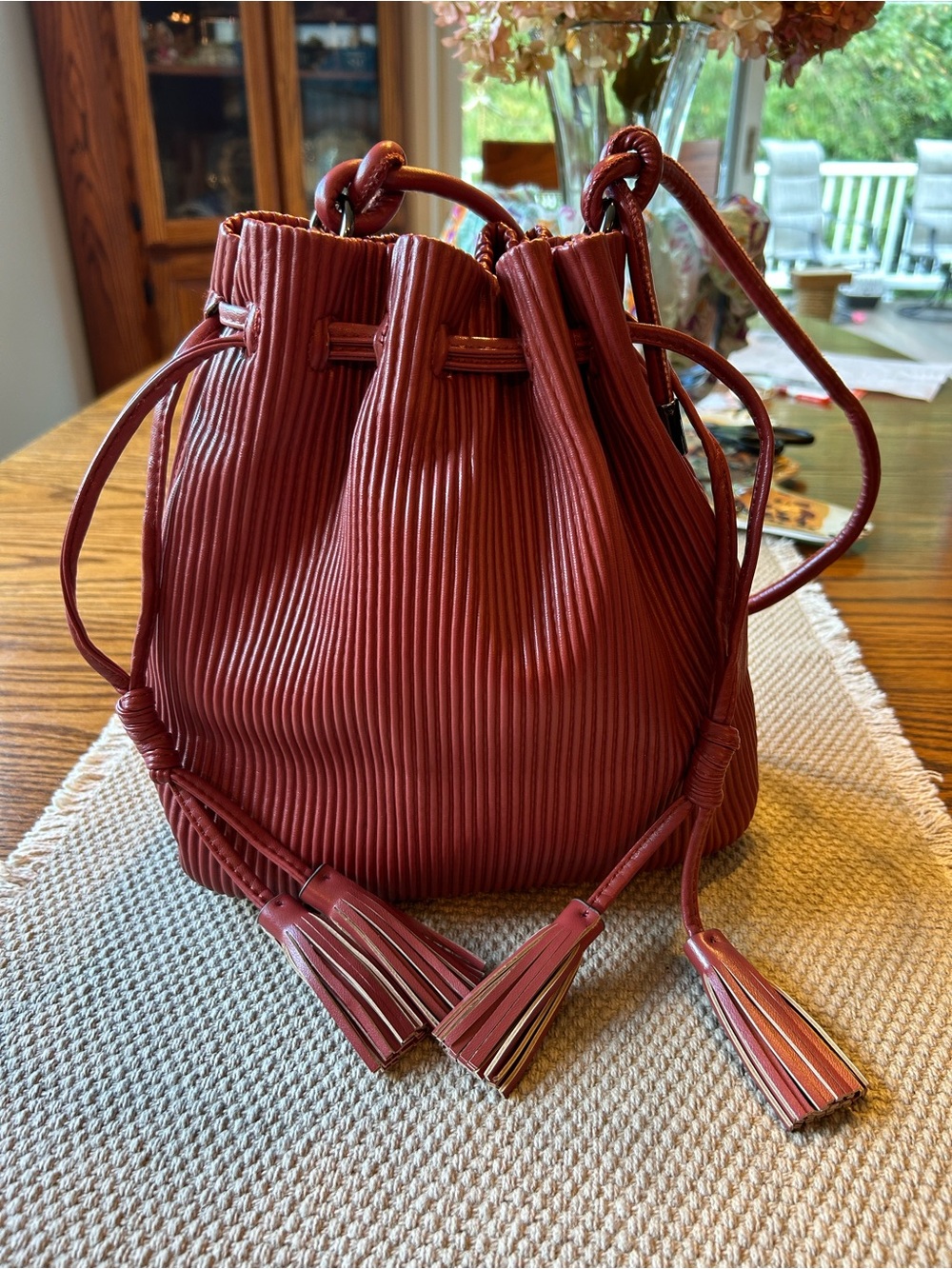 Vintage Pleated Drawstring Bucket Bag - Red